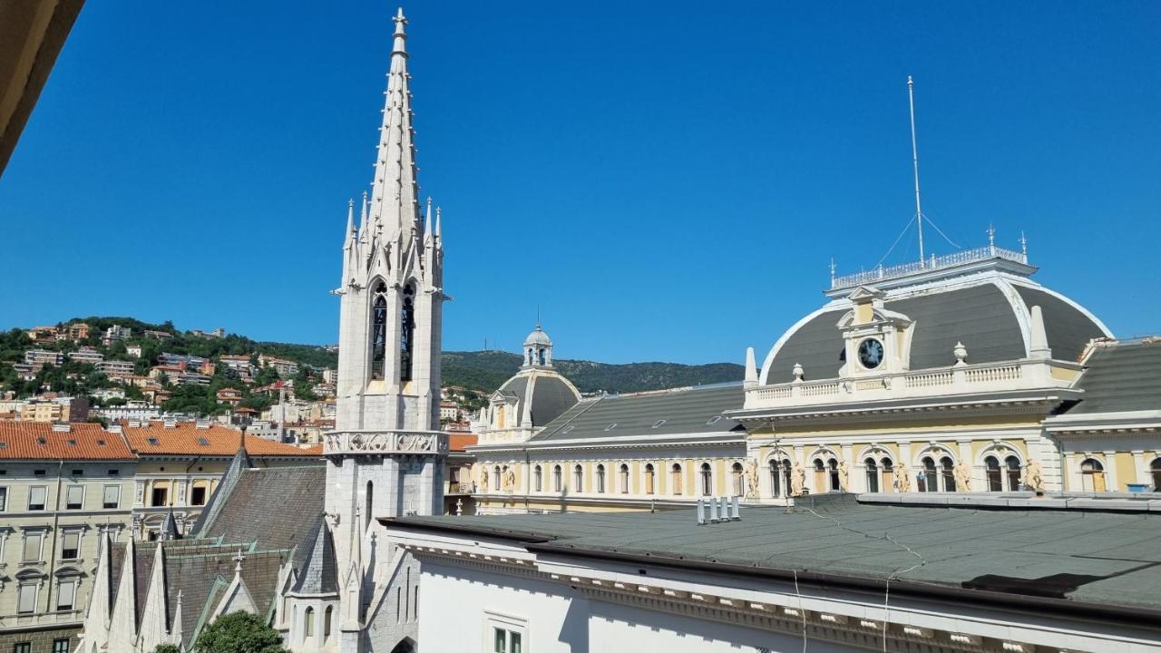 Milano Apartment Trieste Ngoại thất bức ảnh